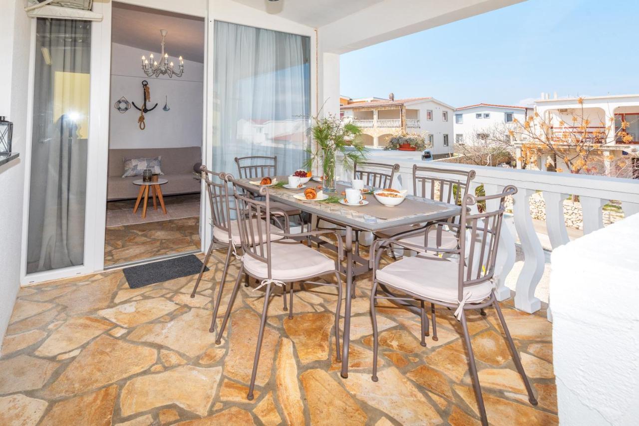 Apartment Tema Vir Exterior foto